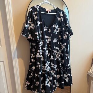 EVRI Black Floral Button Front Dress – Size 2X